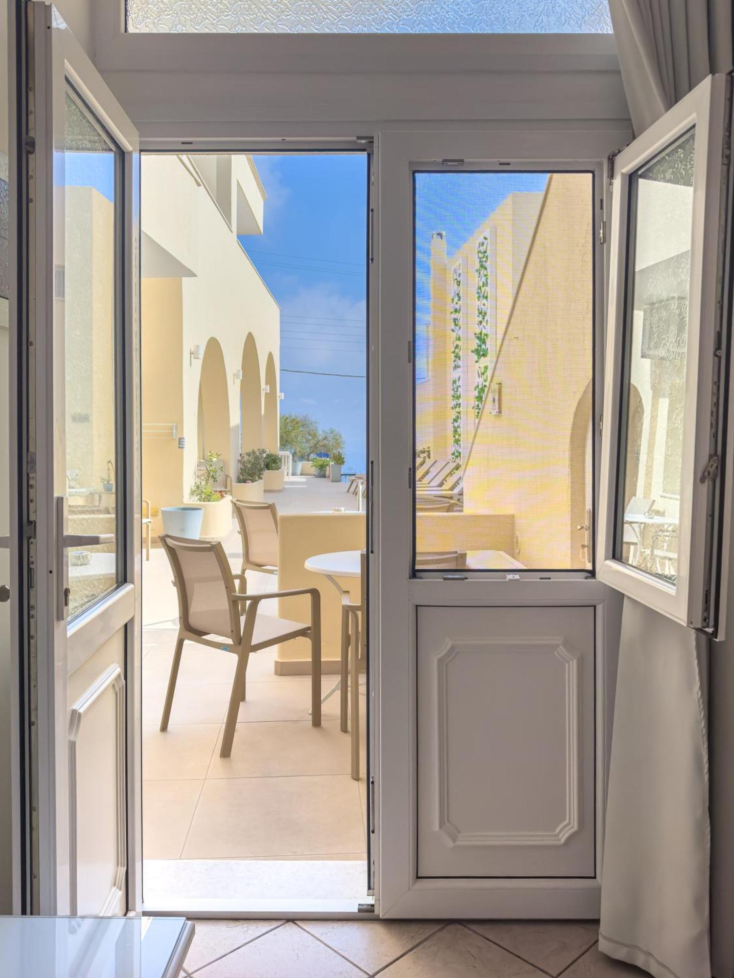 Reverie Santorini Hotel Φηροστεφάνι Εξωτερικό φωτογραφία