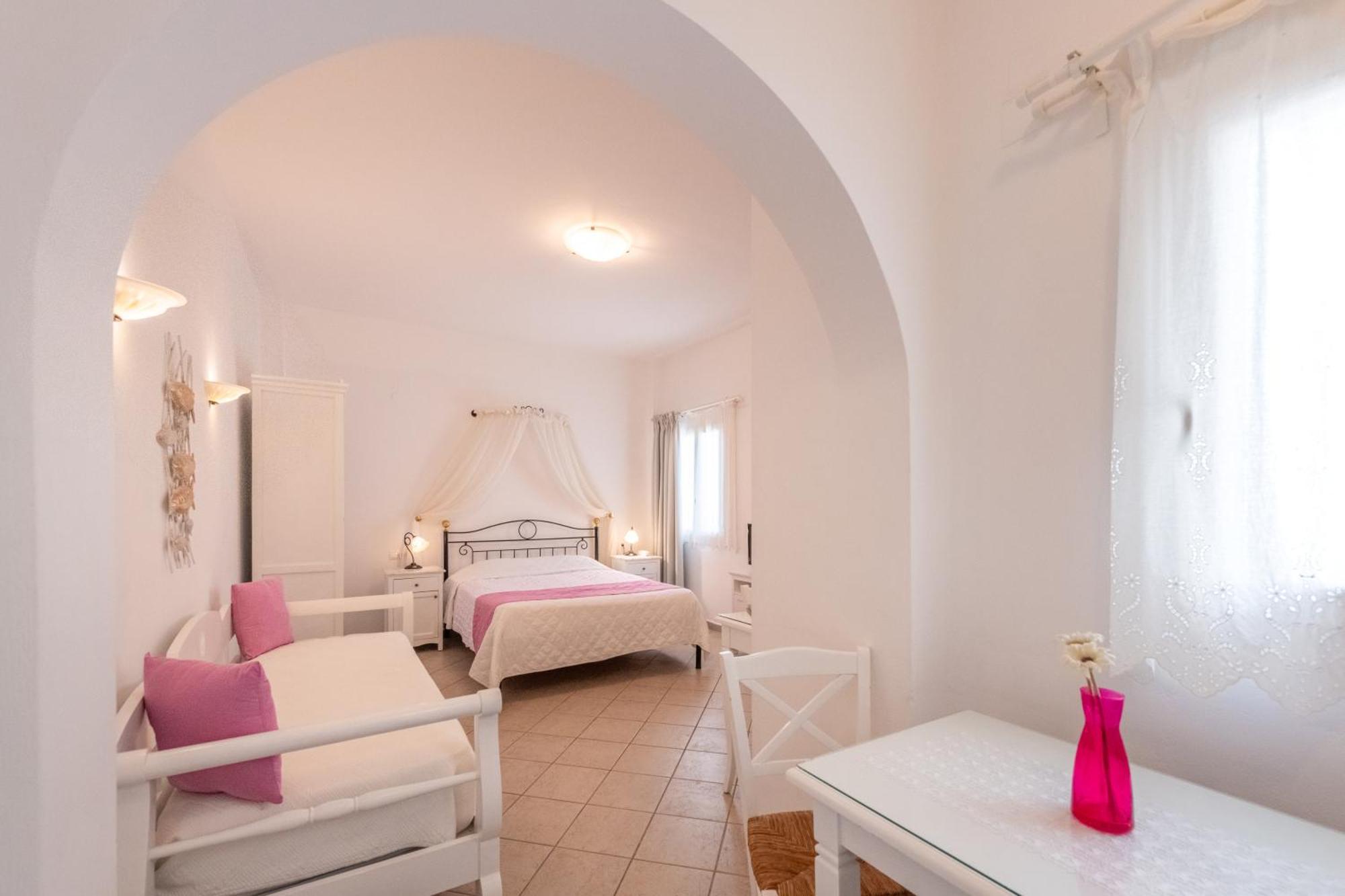 Reverie Santorini Hotel Φηροστεφάνι Εξωτερικό φωτογραφία