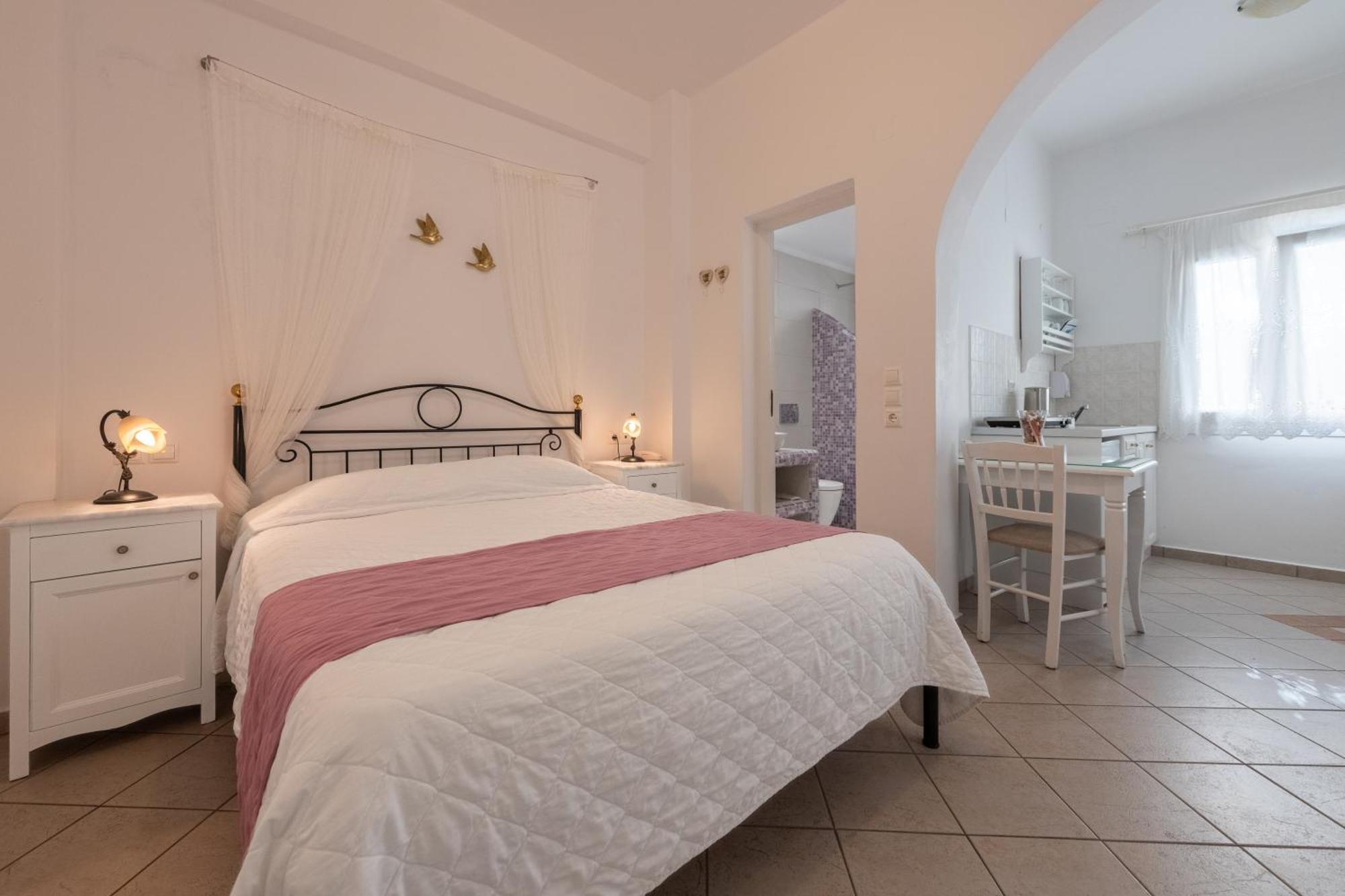 Reverie Santorini Hotel Φηροστεφάνι Εξωτερικό φωτογραφία