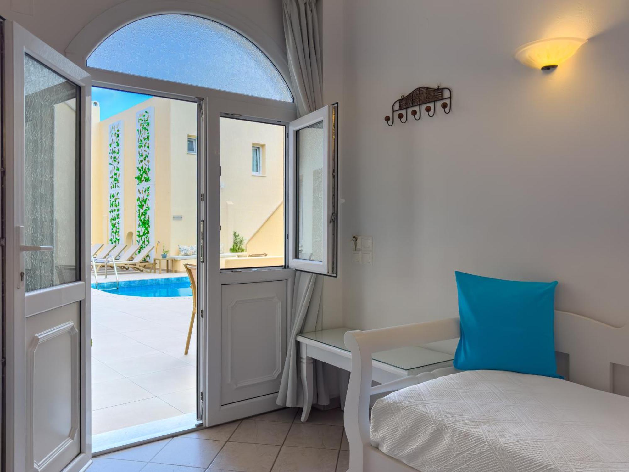 Reverie Santorini Hotel Φηροστεφάνι Εξωτερικό φωτογραφία